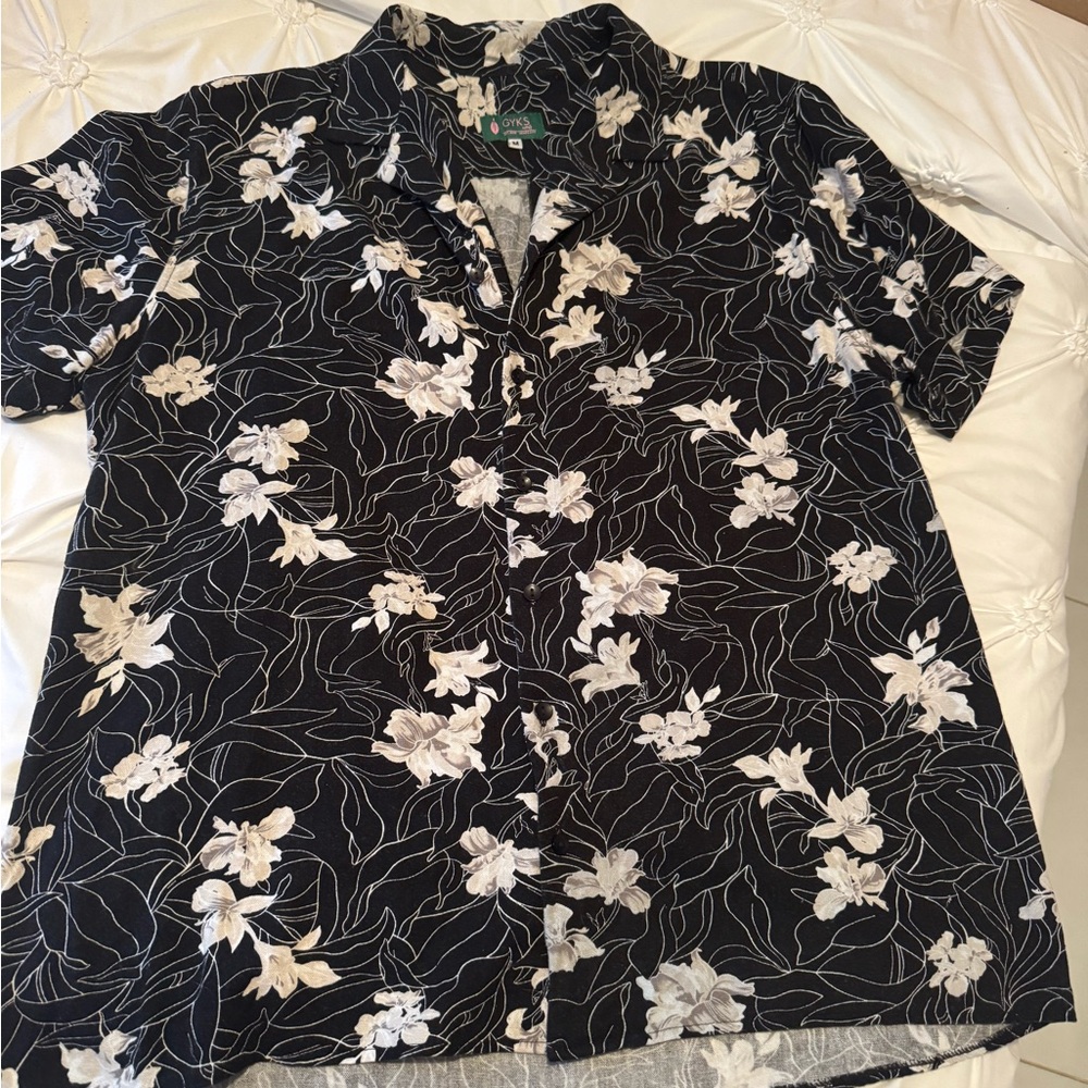 Men’s linen short sleeve button down